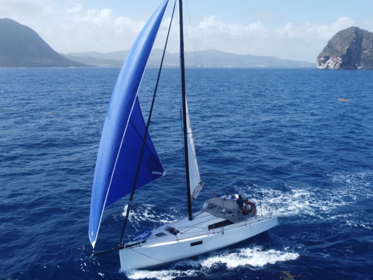 Noleggio barche Port de Fort-de-France economico Pogo 30