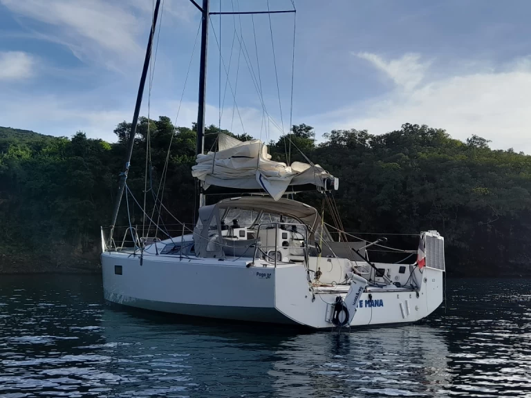 Noleggio Barca a vela a Port de Fort-de-France – Pogo Structures Pogo 30