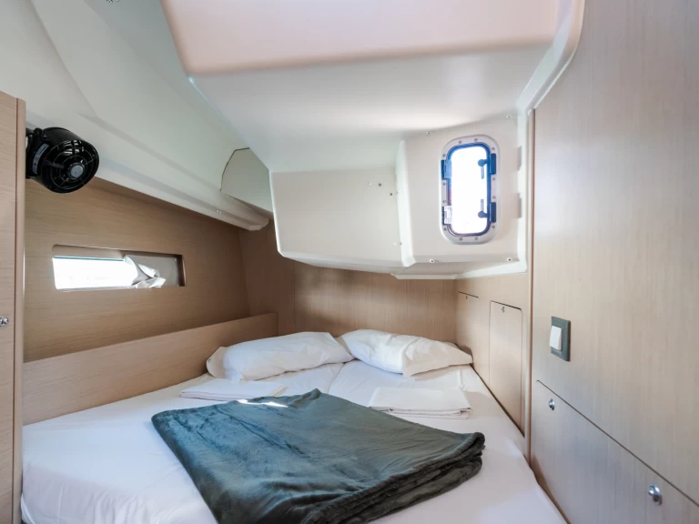 Noleggio barche Olbia economico Oceanis 40.1