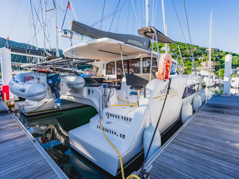 Noleggio Catamarano con o senza skipper Nautitech a Road Town