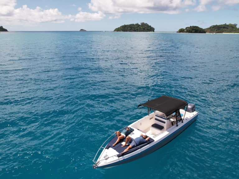 Noleggio a Mahé – Wellcraft Scarab 302 Sport su SamBoat