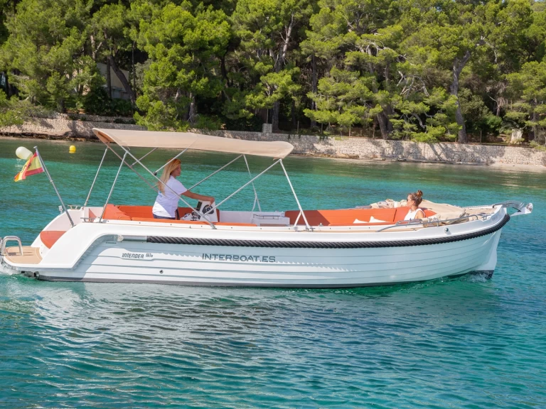 Noleggio Barca a motore con o senza skipper Interboat a Port de Pollença