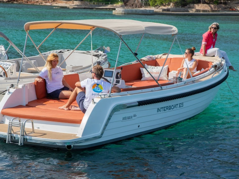 Interboat Intender 820 da affittare a  Port de Pollença