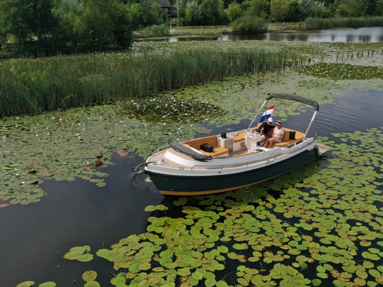 Noleggio barche Interboat Intender 850 a Port de Pollença su Samboat
