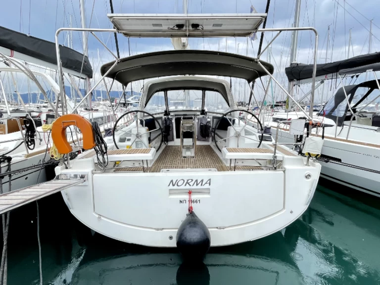 Noleggio a Álimos – Bénéteau Oceanis 41.1 su SamBoat