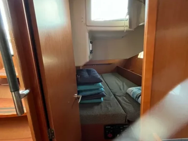 Noleggio Barca a vela Bénéteau con patente nautica