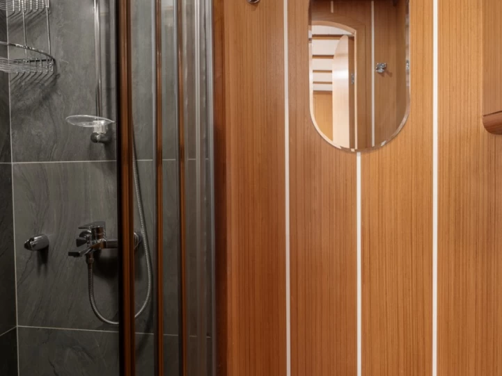 Noleggio Barca a vela  con patente nautica