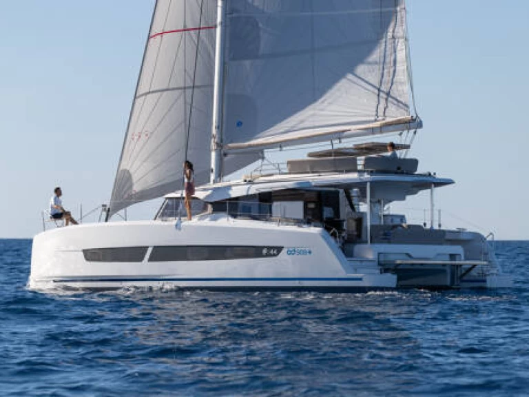 Noleggiare una Fountaine Pajot Fountaine Pajot New 44 a Paros (Isola)