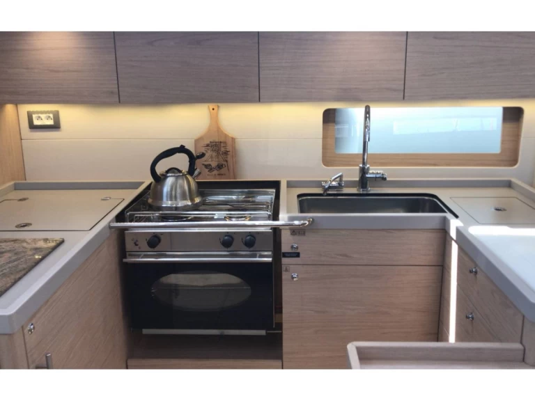 Bénéteau Oceanis 51.1 da affittare a  Lefkáda