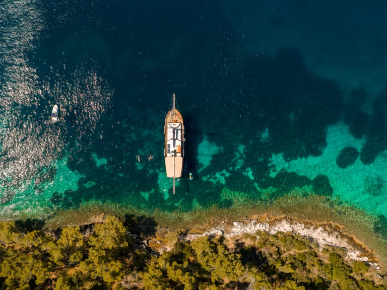 Noleggio Barca a vela  con patente nautica