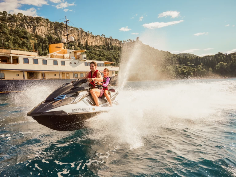 Noleggio Yacht di lusso a Spalato –  Motoryacht Seagull 2