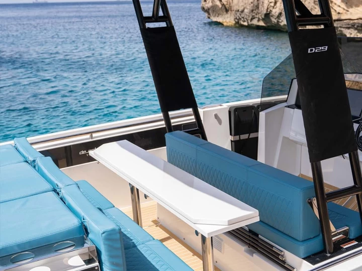 Noleggio Barca a motore De Antonio con patente nautica