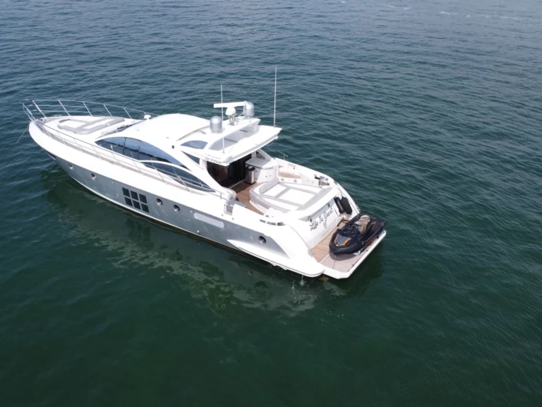 Azimut Azimut 62 S da affittare a  Miami