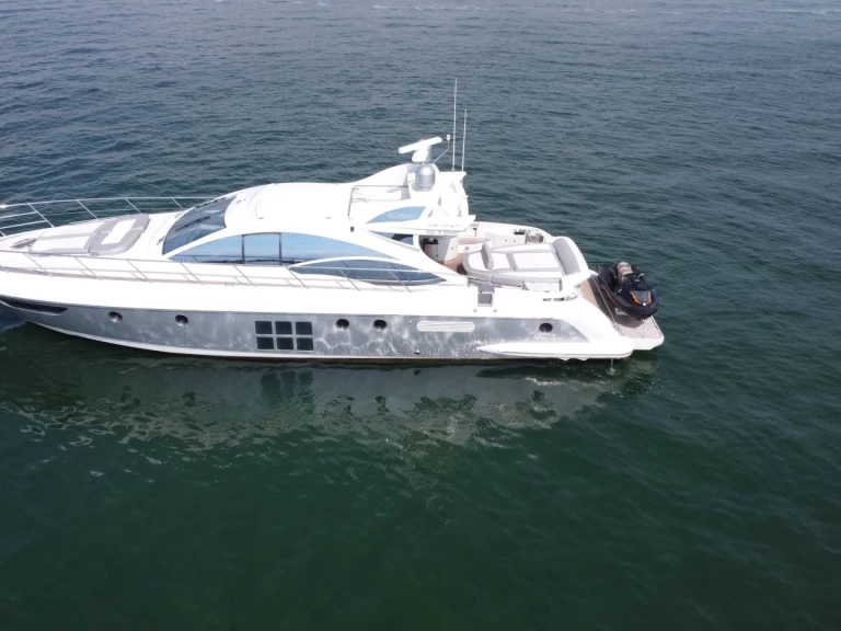 Noleggiare una Azimut Azimut 62 S a Miami