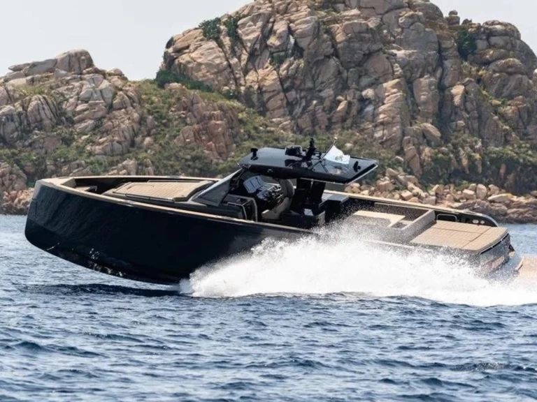 Noleggio Barca a motore Pardo Yachts con patente nautica