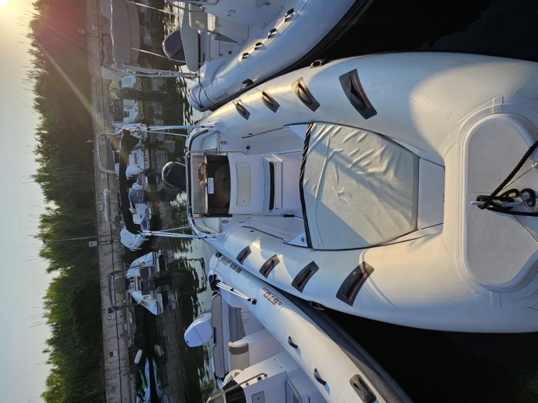 Selva Selva 640 da affittare a  Sanary-sur-Mer