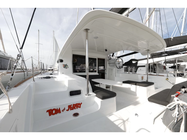 Noleggio Catamarano con o senza skipper Lagoon a Sukošan