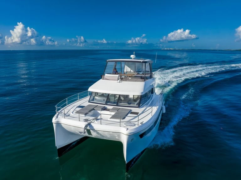 Noleggio Catamarano a Miami Beach – Fountaine Pajot 50