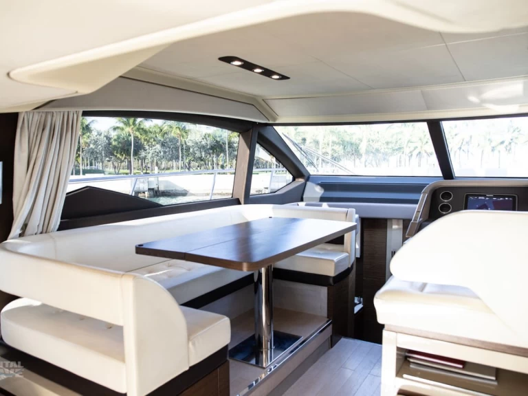 Azimut Azimut 55 da affittare a  Miami Beach