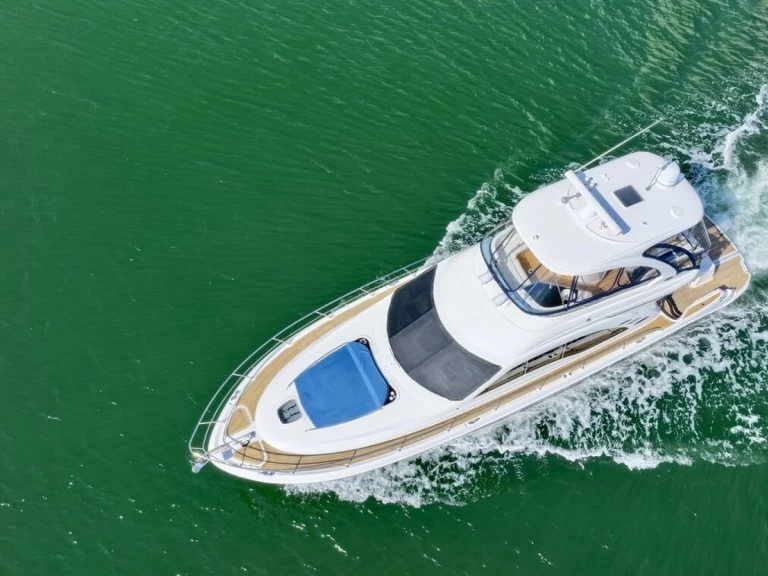Noleggiare una Sea Ray 56 a Miami