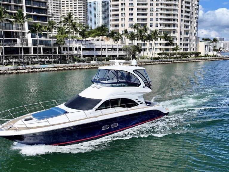 Noleggio Yacht di lusso a Miami – Sea Ray 56