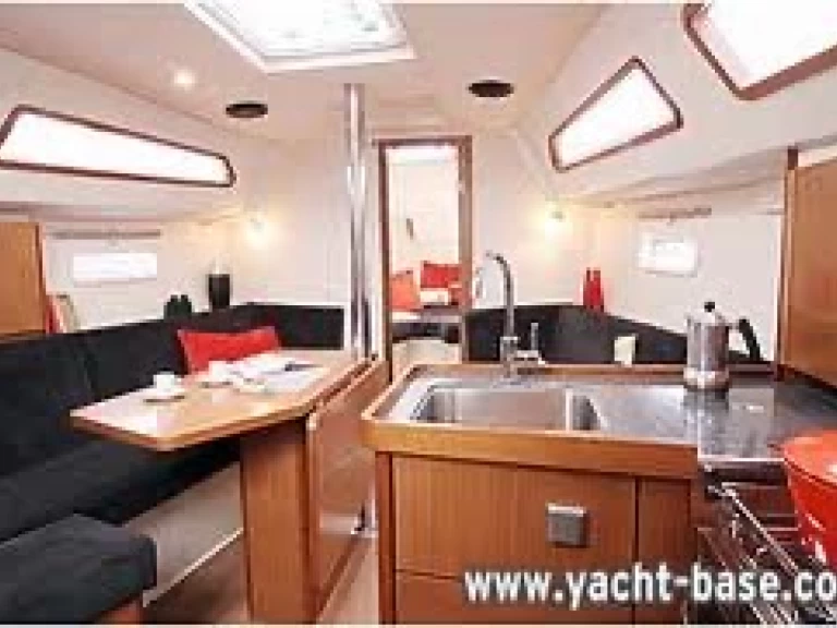 Noleggio Barca a vela con o senza skipper Hanse a Barcellona