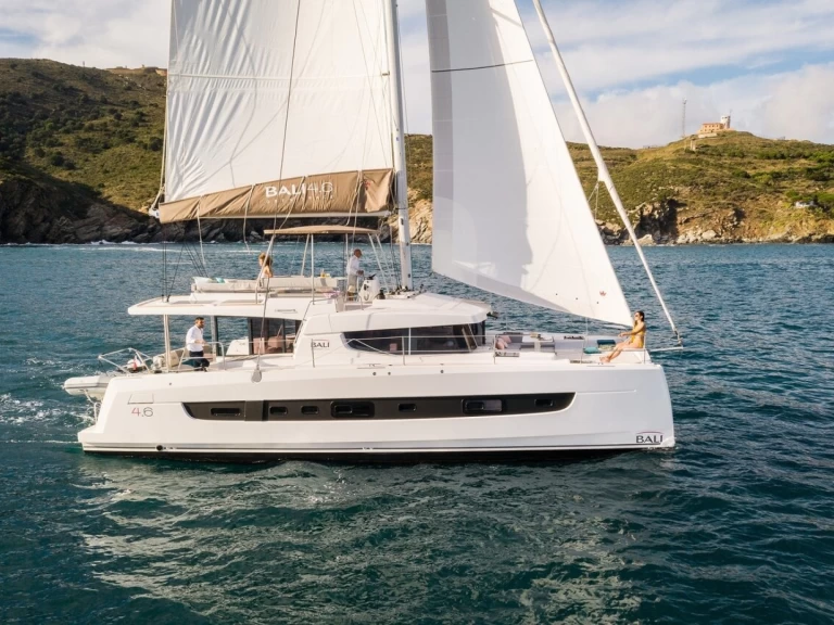 Noleggio Catamarano a Castelli – Bali Bali 4.6