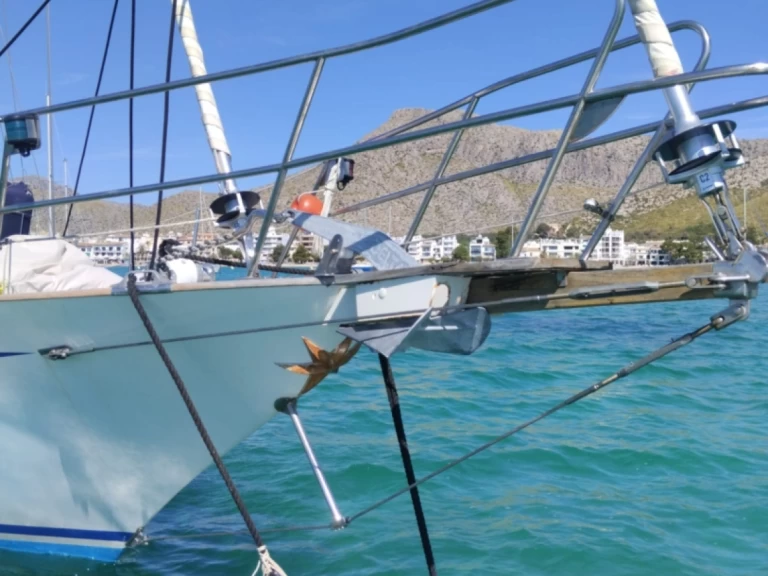 Barca a vela a noleggio a Port de Pollença al miglior prezzo