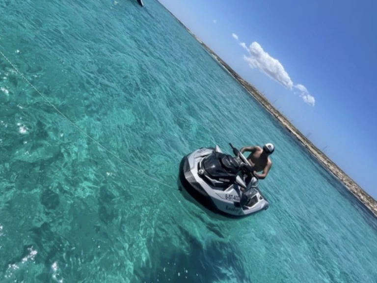 Noleggio Moto d'acqua con o senza skipper Sea-Doo a Ibiza Town