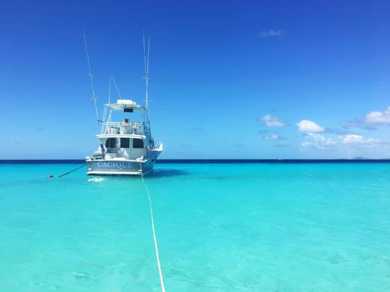 Noleggio a Willemstad – costume 45 su SamBoat