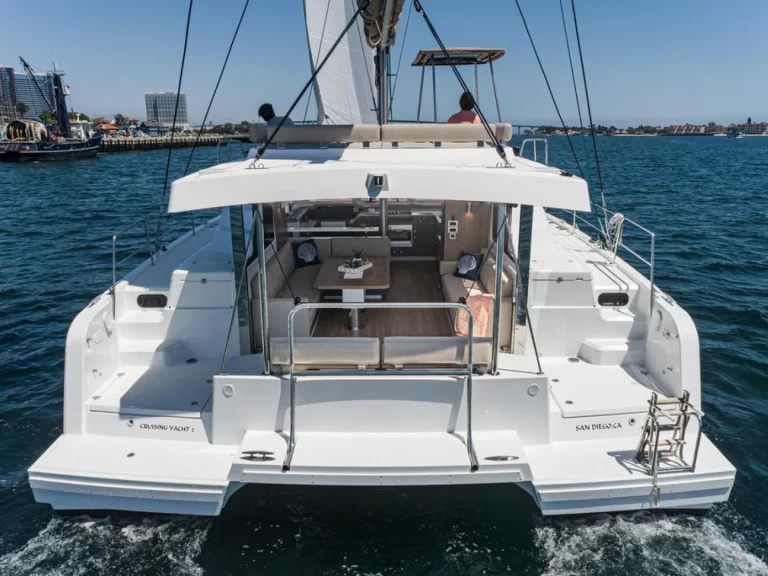 Noleggio barche Harbor Island economico Bali 4.4