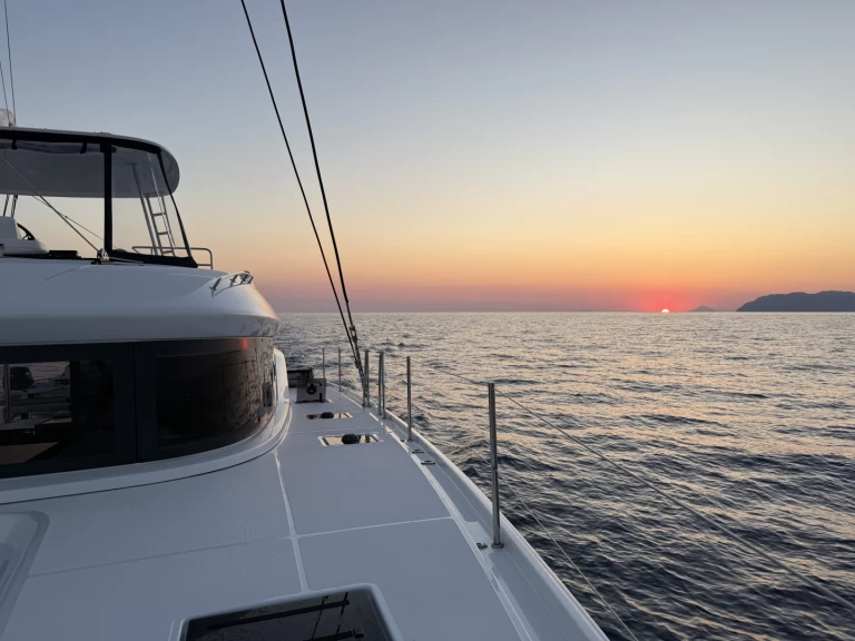 Noleggio Catamarano con o senza skipper Lagoon a Álimos
