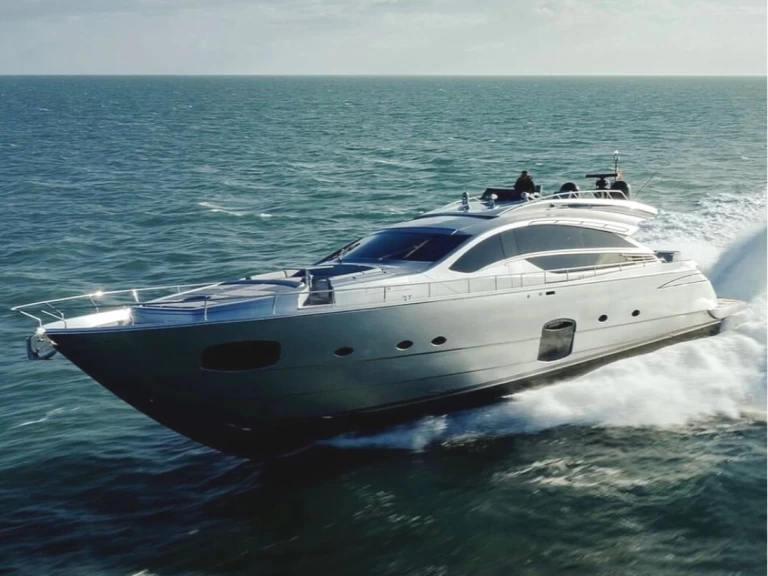 Noleggio barche Miami economico Pershing 82