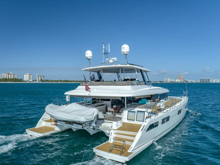Yacht di lusso a noleggio a Miami Beach al miglior prezzo