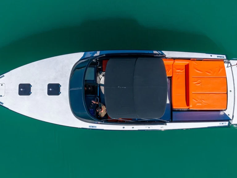 Noleggiare una VanDutch VanDutch 40 a Miami