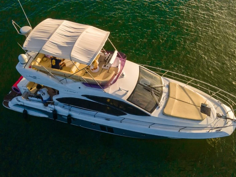 Noleggio a Miami Beach – Azimut Azimut 42 Fly su SamBoat
