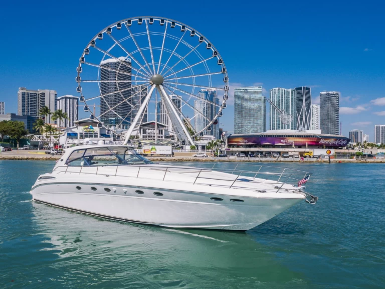 Yacht di lusso a noleggio a Miami Beach al miglior prezzo