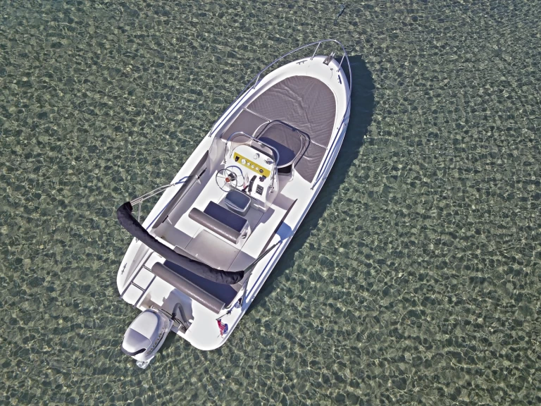 Barca a motore a noleggio a Ragusa (Dubrovnik) al miglior prezzo