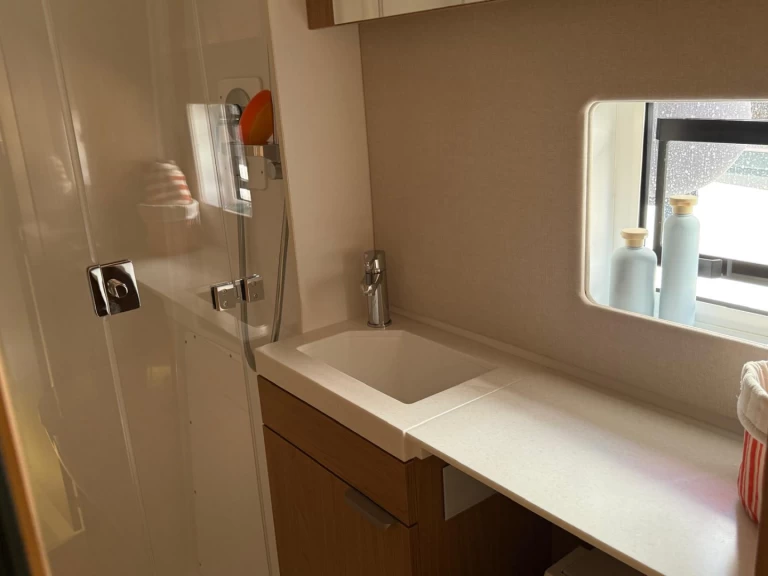 Noleggio Catamarano Bali con patente nautica