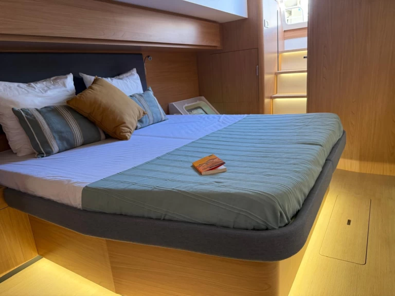 Noleggio Catamarano con o senza skipper Bali a Olbia