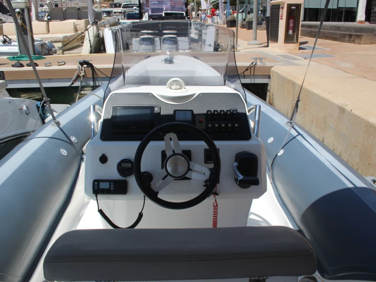 Noleggio a El Toro – MV Marine GT25 su SamBoat