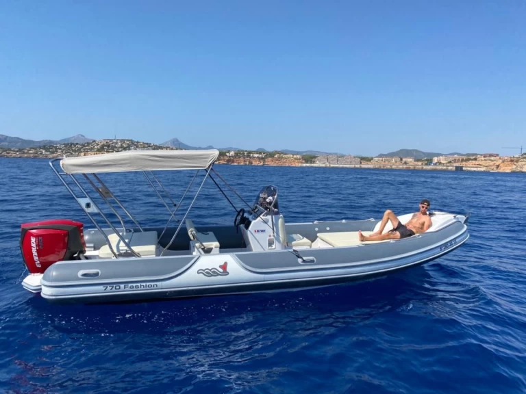 Noleggio barche MV Marine 770 a El Toro su Samboat