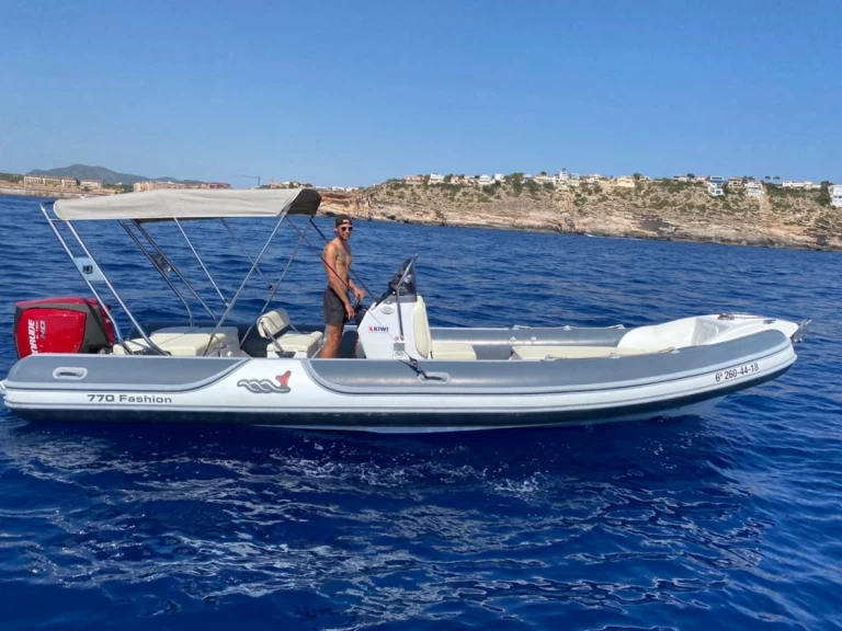 Noleggio Gommone con o senza skipper MV Marine a El Toro