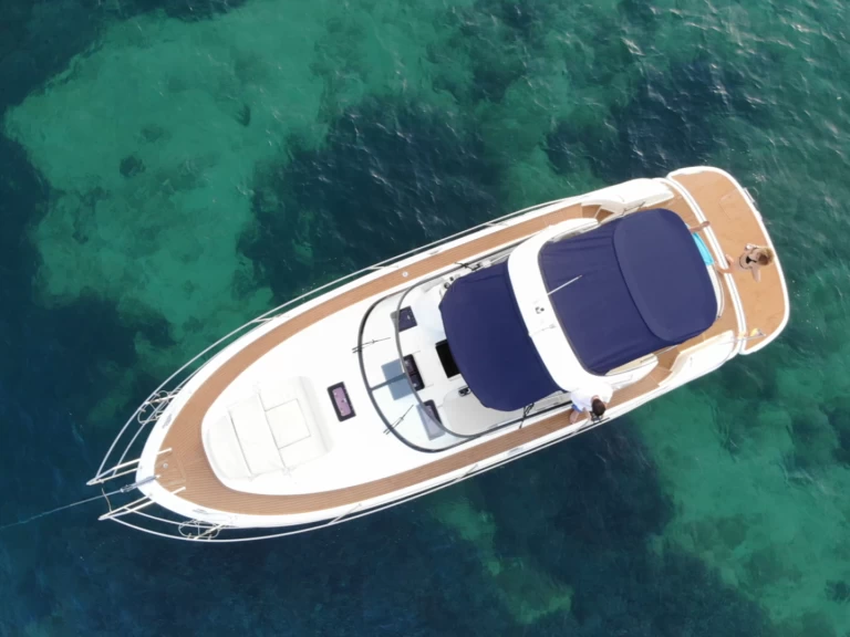 Noleggiare una Bavaria Sport 34 a Portals Nous