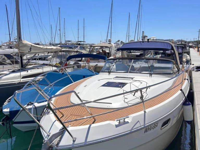 Noleggio Barca a motore con o senza skipper Bavaria a Portals Nous