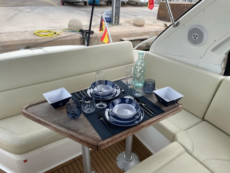 Noleggio Barca a motore Bavaria con patente nautica