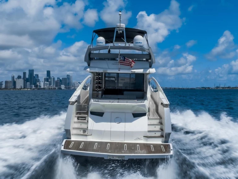 Noleggio barche Numarine 65 a Miami Beach su Samboat