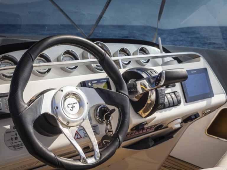 Frauscher 858 fantom Air da affittare a  El Toro