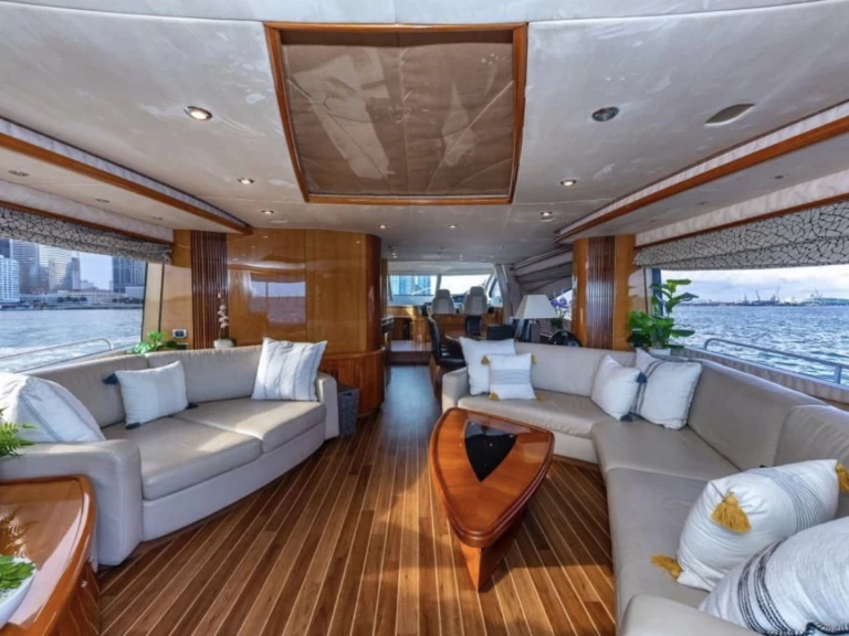 Noleggio barche Miami Beach economico Manhattan 80