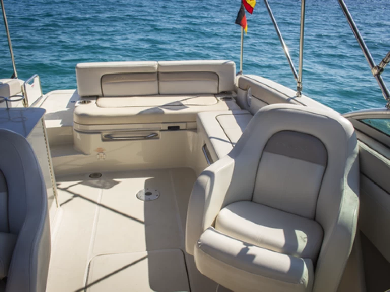 Barca a motore a noleggio a El Toro al miglior prezzo